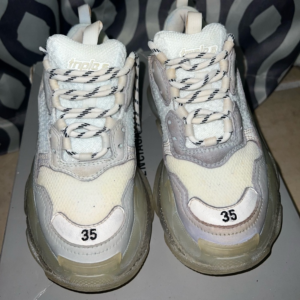 Balenciaga triple s